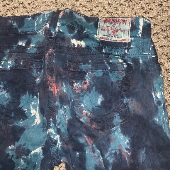 Size 28 tye dye true religion jeans - Picture 2 of 4
